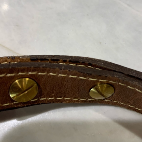 Maggie B wool felted purse with adjustable straps and leather trim inside zipper - Picture 9 of 12